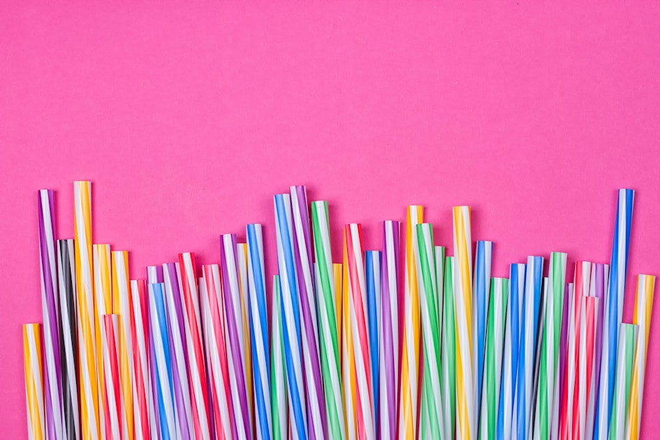Starbucks to Stop Using Disposable Plastic Straws by 2020 - The New York  Times