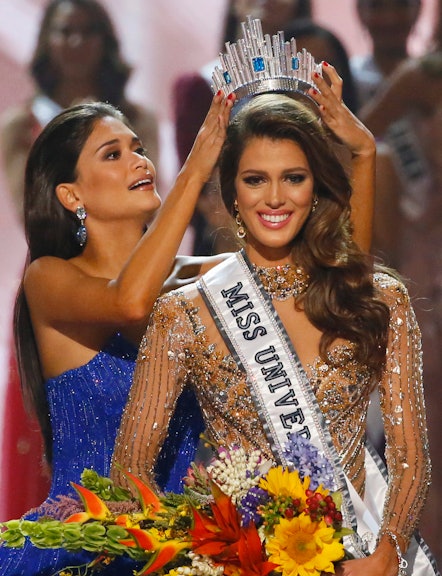 Miss Universe 2017 Winner Controversy Twitter Users Say Iris