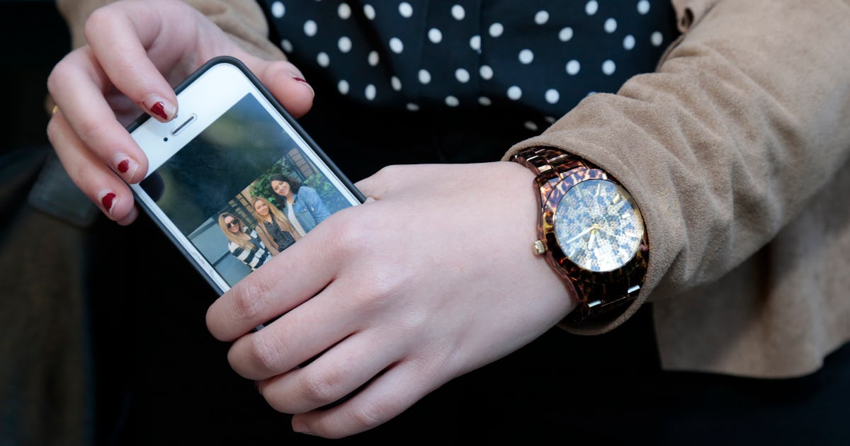 Will my iPhone automatically change for daylight savings? Here’s how