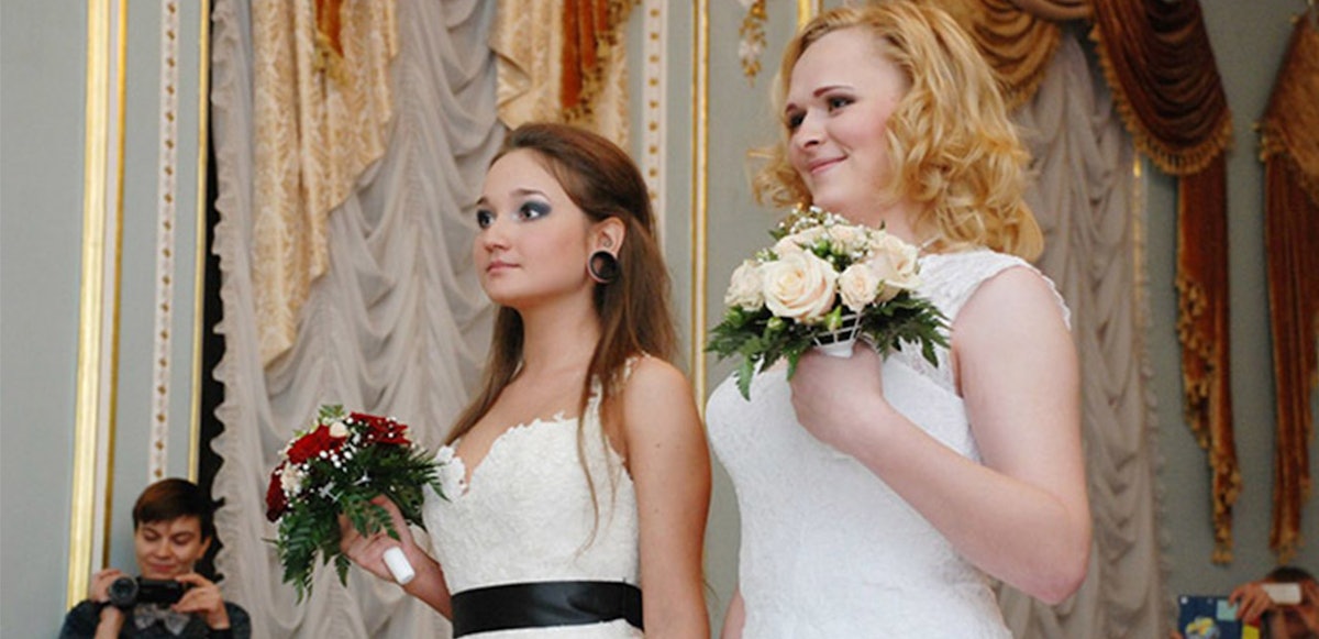 Two Russian Brides Found A Way To Legally Marry In Russia