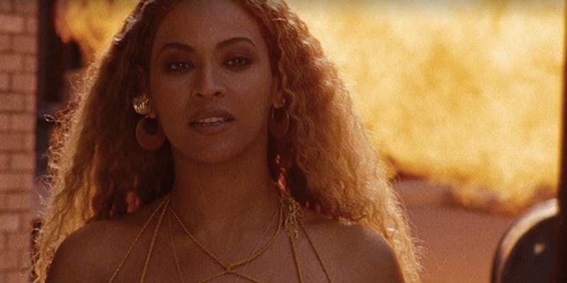 Beyoncé Hold Up Lyrics And Meaning Singer Calls Out Side Chicks In