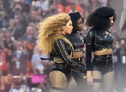 The Untold Story Behind Why Beyoncé's Dancers Honored a Shooting Victim ...