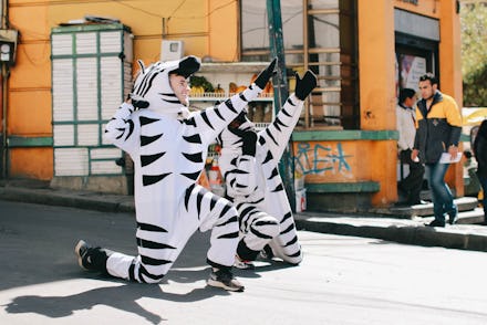 La Paz's beloved zebra crossing guards on their knees in the middle of the street
