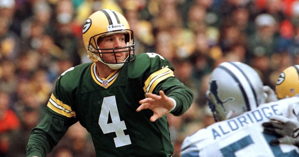 Madden Nfl 17 Ultimate Team Update Adds Brett Favre Other Players And New Challenges Madden Nfl 17 Ultimate Team Update Adds Brett Favre Other Players And New Challenges