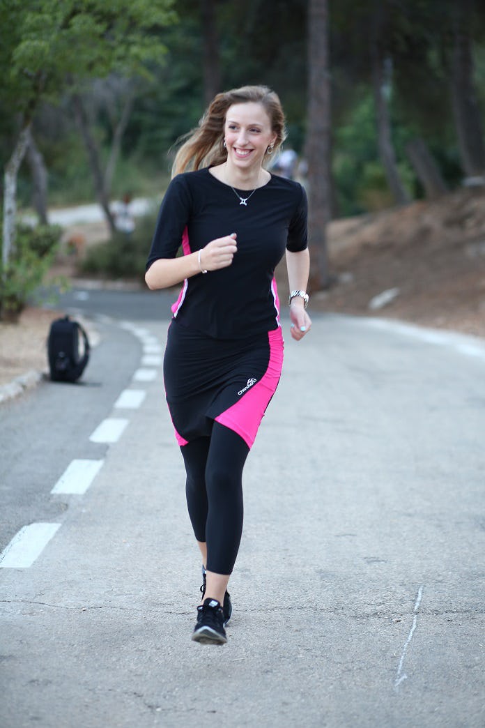 modest running clothes