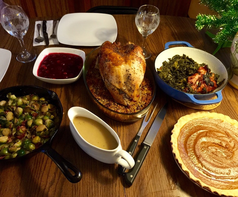 Here's the Truth Behind Thanksgiving, One of the Most Mythical Meals in ...