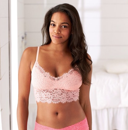 American Eagle's Aerie line stop airbrushing models. Profits go up