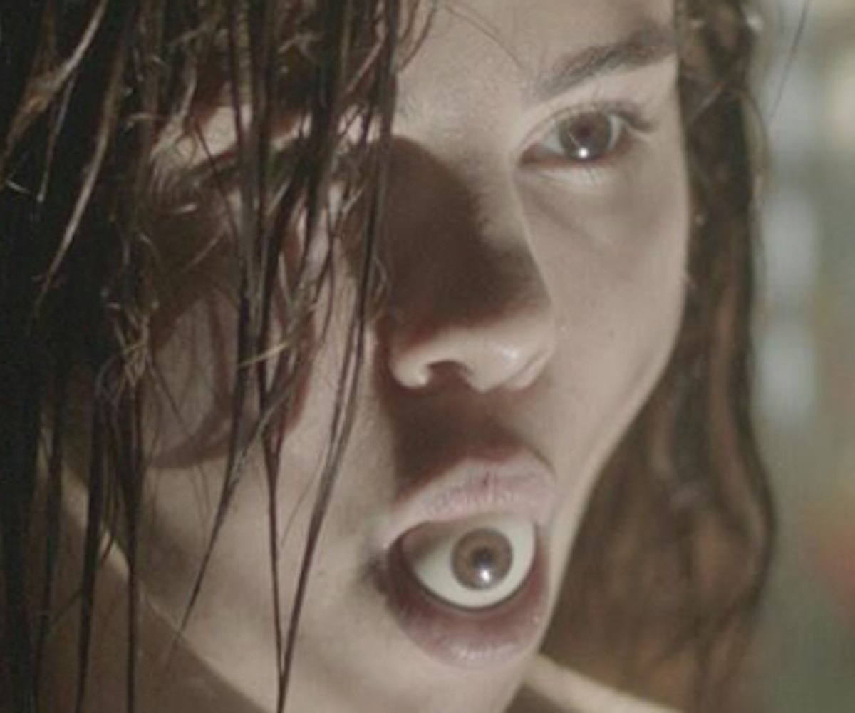 Get Petra Collins Creepy Film Has Some Selena Gomez Fans Unhappy For iPhone Free Wallpaper Petra Collins Creepy Film Has Some Selena Gomez Fans Unhappy For Android