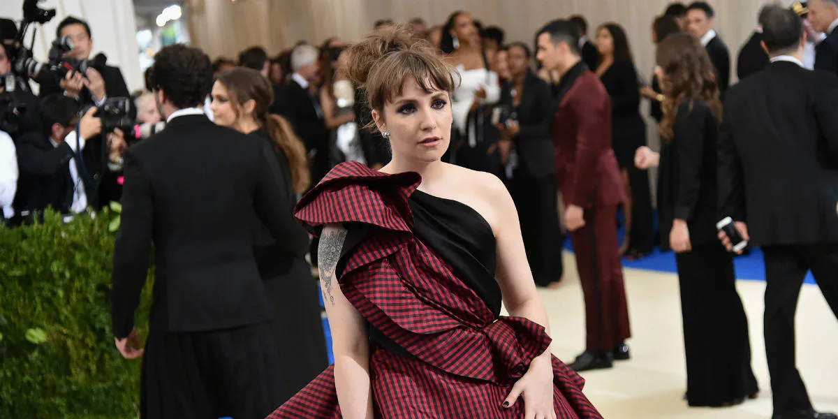 Lena Dunham Paid Tribute To Her Cat