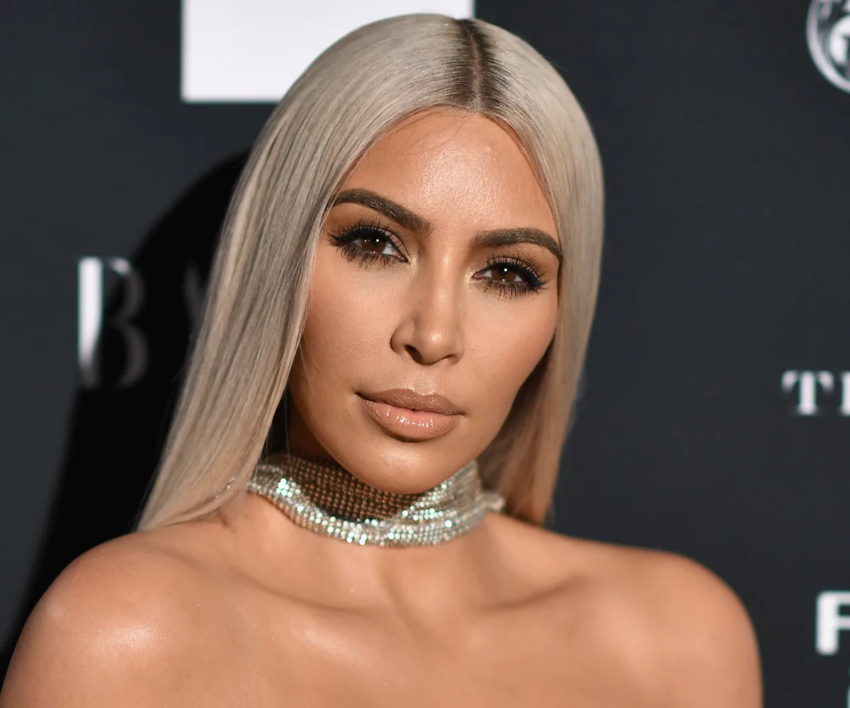 Everyone Is Making The Same Joke About Kim Kardashian In The Sea