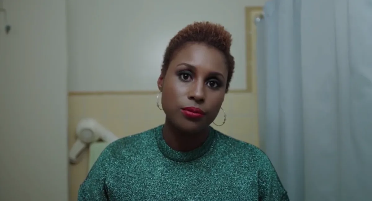 See All Of Our Favorite “Mirror Moments” With Issa Rae