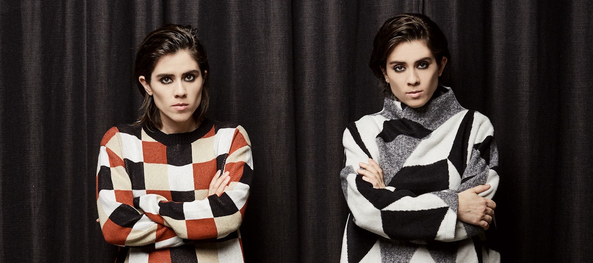 Watch A Never-Before-Seen Tegan & Sara ‘Con’ Video, Now With Hayley ...
