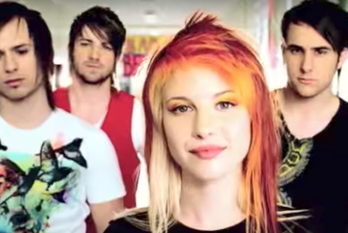 Paramore's Hayley Williams Apologizes For Controversial “Misery Business”  Lyric