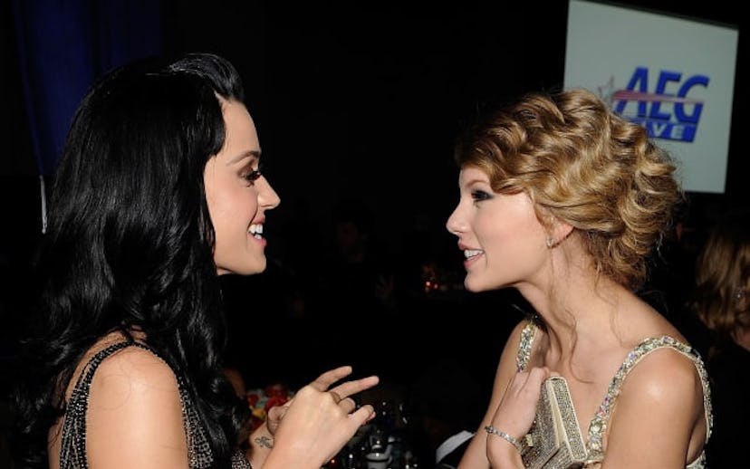 Taylor Swift and Katy Perry admiring each other