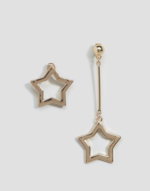 monki star earrings