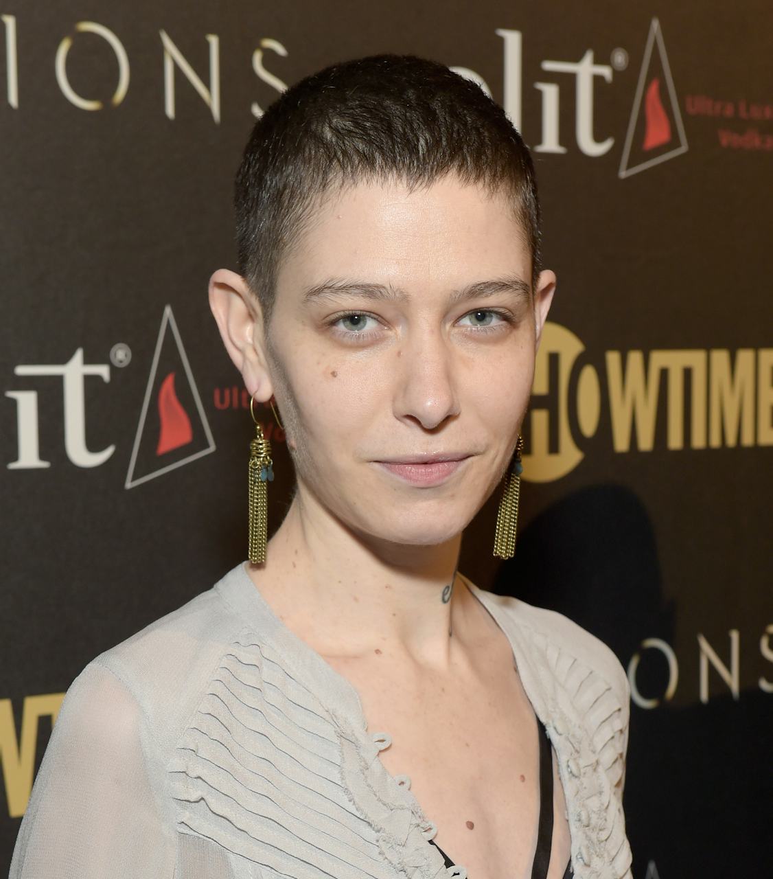 Азия Кейт Диллон