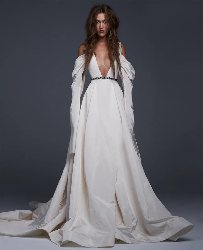 23 Bridal Dresses Perfect For A Witchy Wedding 23 Bridal Dresses Perfect For A Witchy Wedding