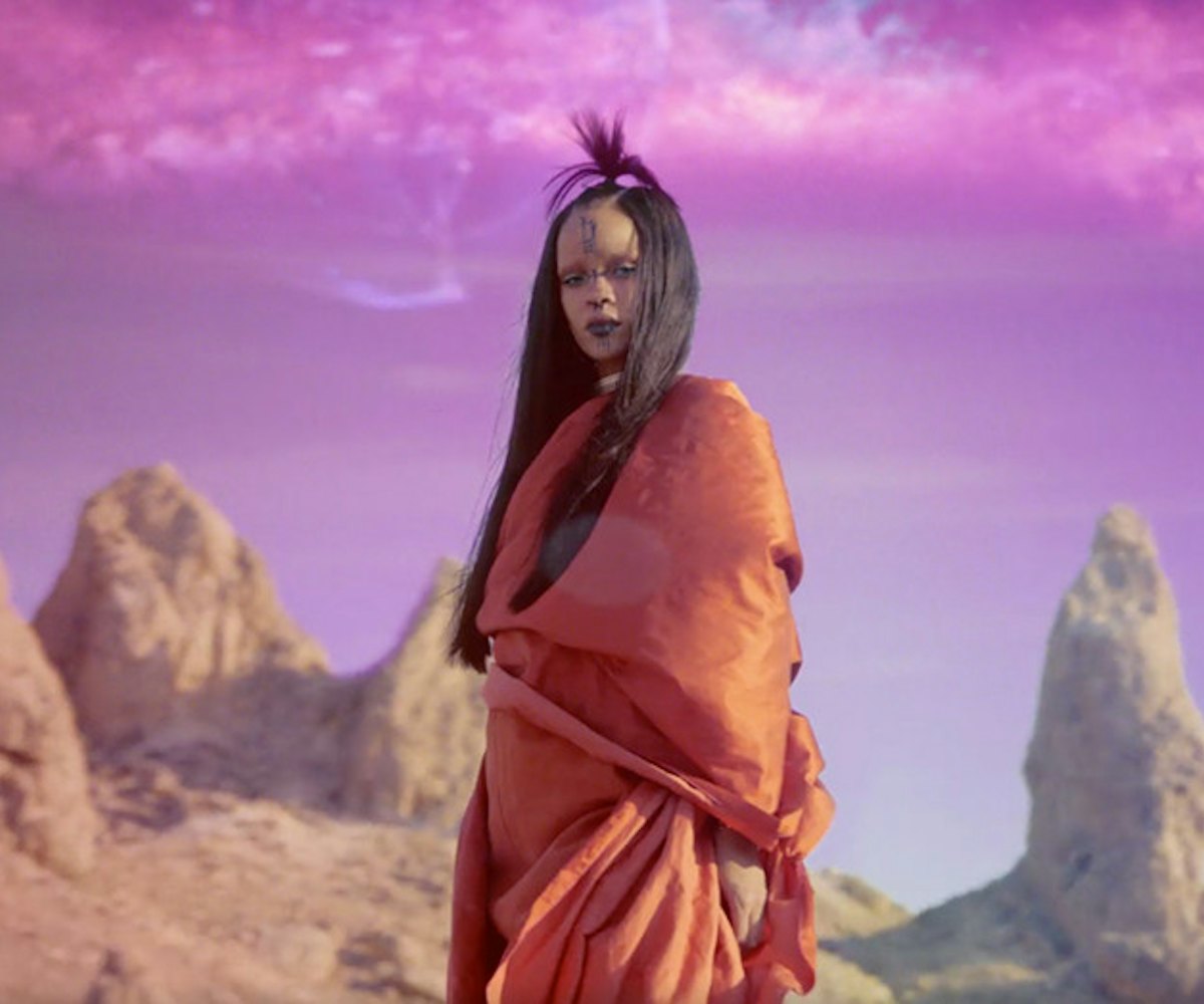 Cover of singer Rihanna's music video Sledgehammer from the movie Star Trek BEYOND