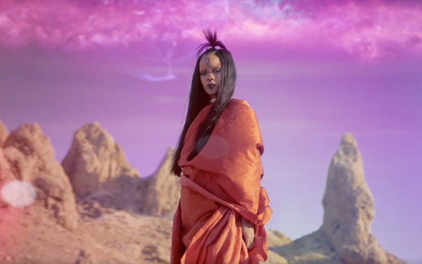 Cover of Rihanna's music video for Sledgehammer from the movie Star Trek BEYOND