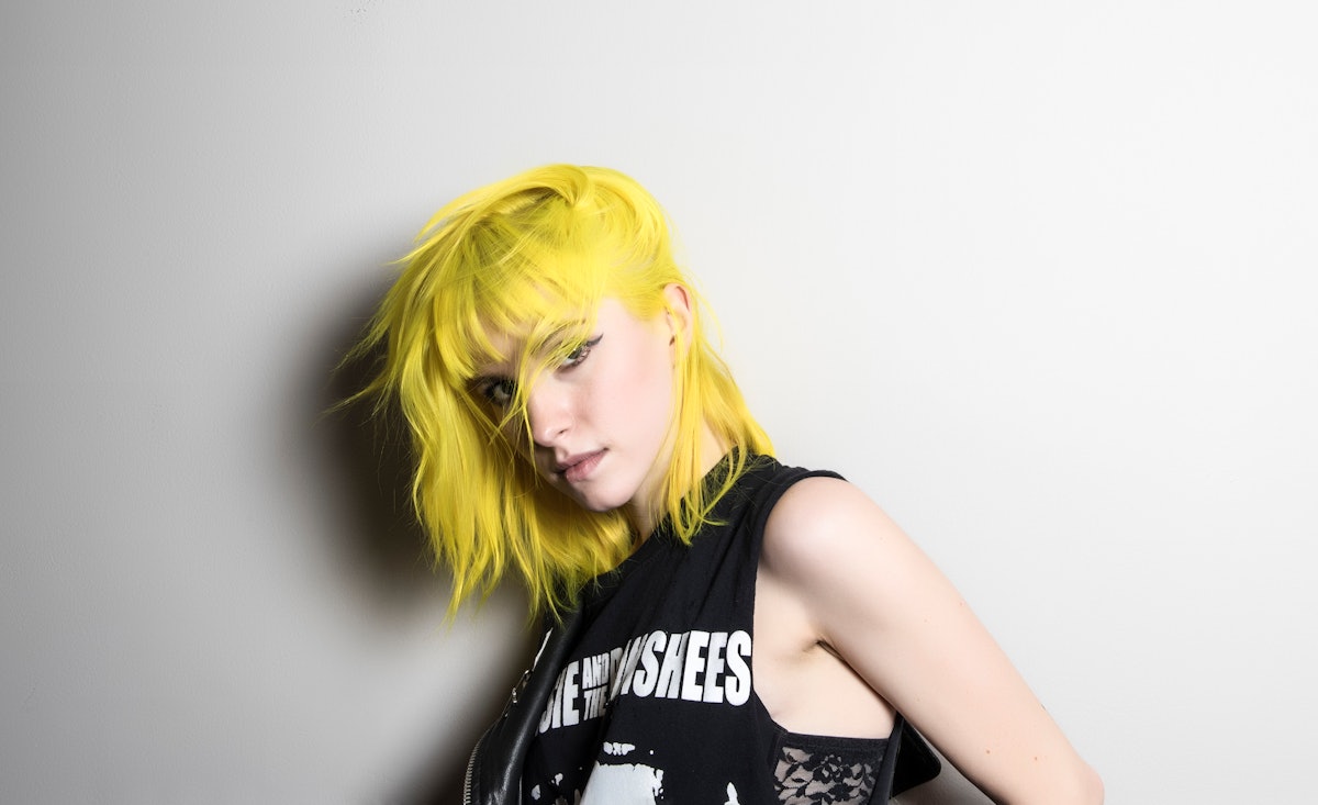 Hayley Williams' Hair: The Secret to Maintaining Her Vibrant Orange and Blue Color - wide 10