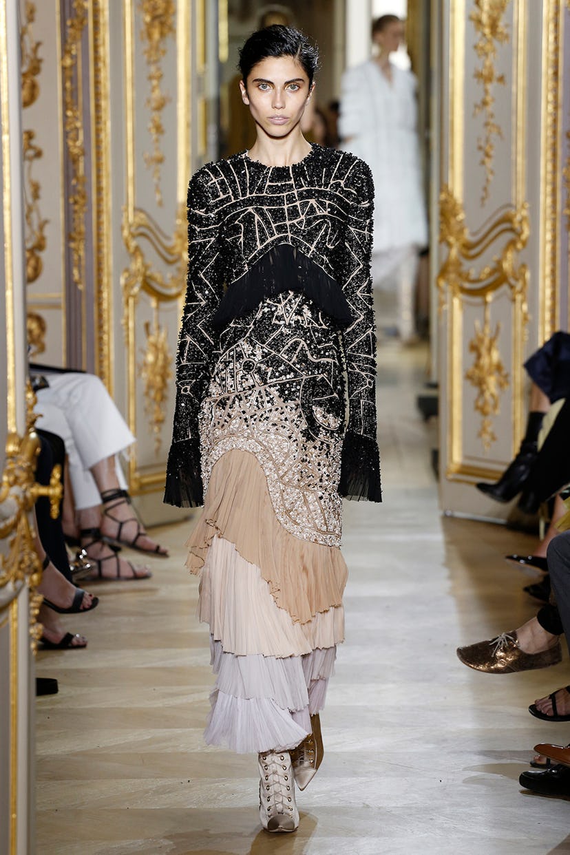 The Top Fashion Trends From the Fall 2016 Couture Runways