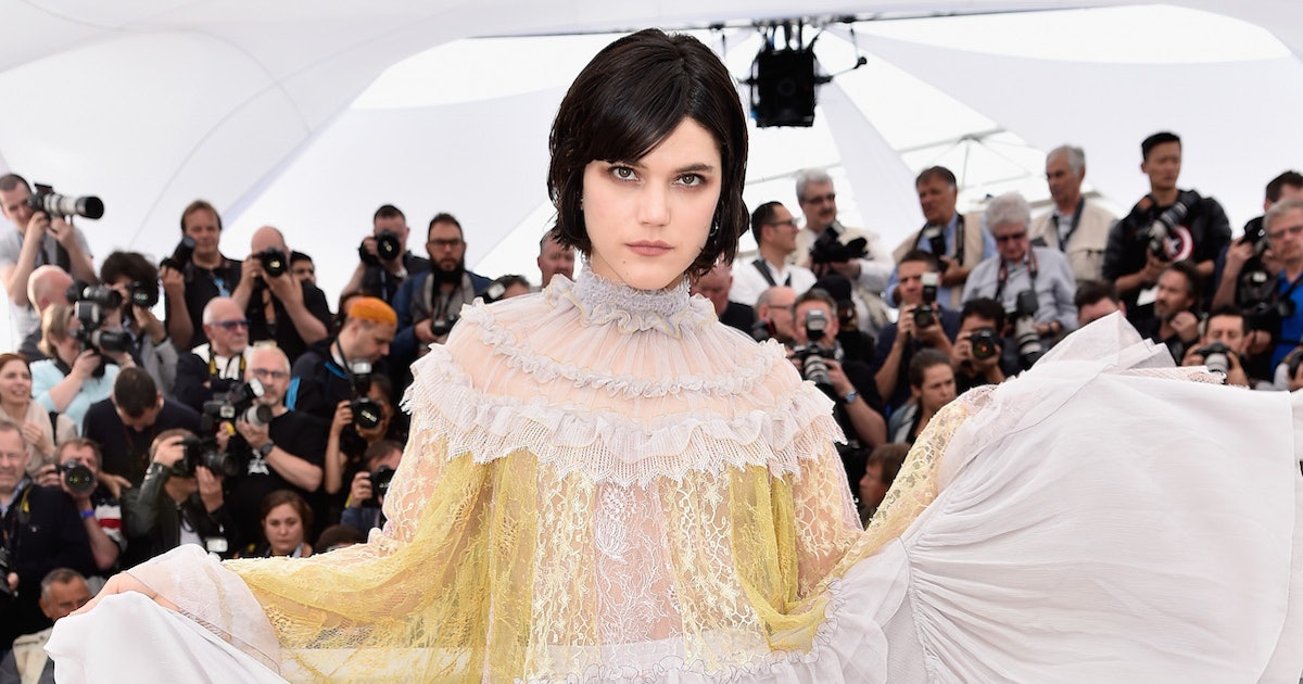 Victorian Dresses Took The Red Carpet At Cannes 2016