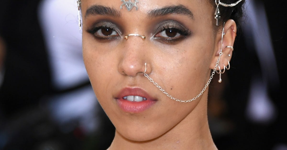 All The Details Behind FKA twigs’ Stunning Back Tattoo At The 2016 Met Gala