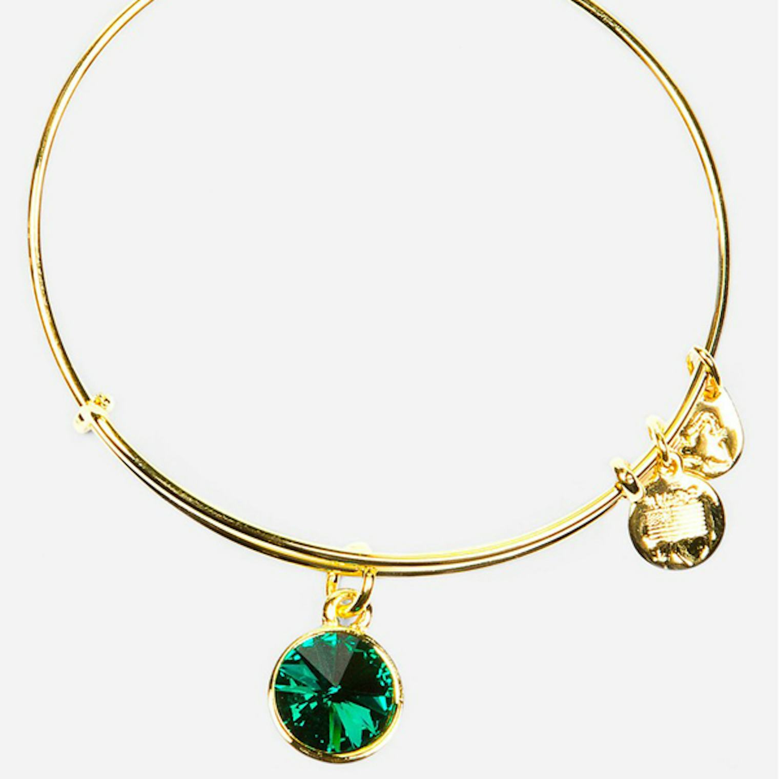 The Coolest Emerald Jewelry For May Birthdays