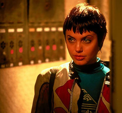 the most iconic pixie cuts of the '90s