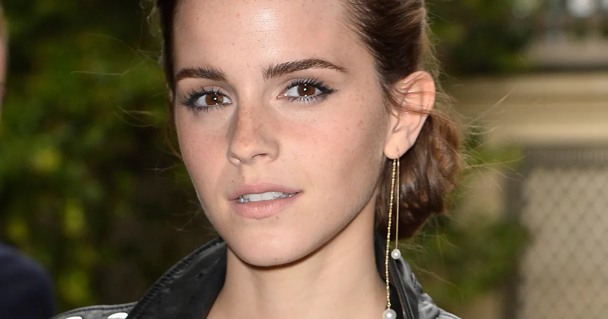 Emma Watson Bangs Fringe in Stylish Film Revival
