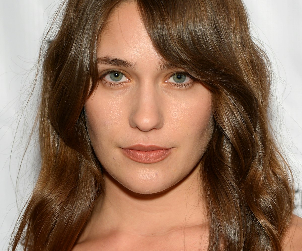 Lola Kirke On Why You Really Should Be Watching ‘Mozart In the Jungle’