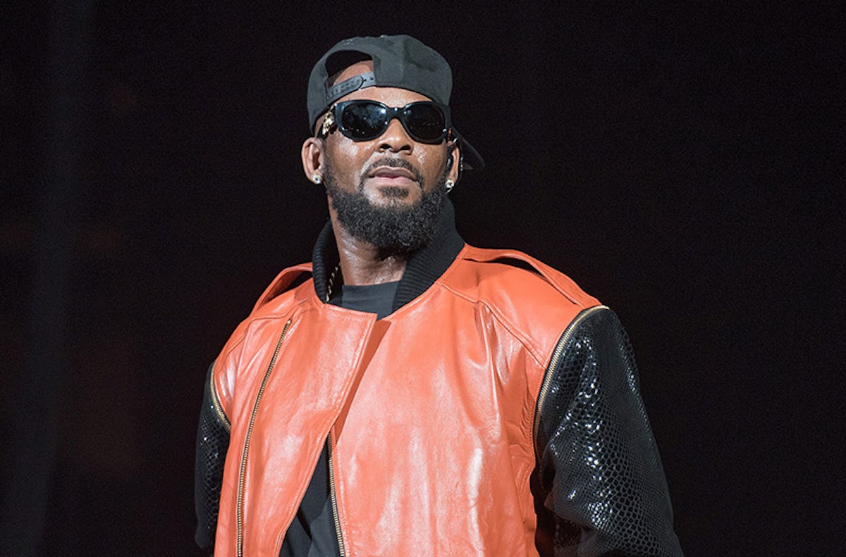 Why Are We Still Giving R. Kelly Standing Ovations?