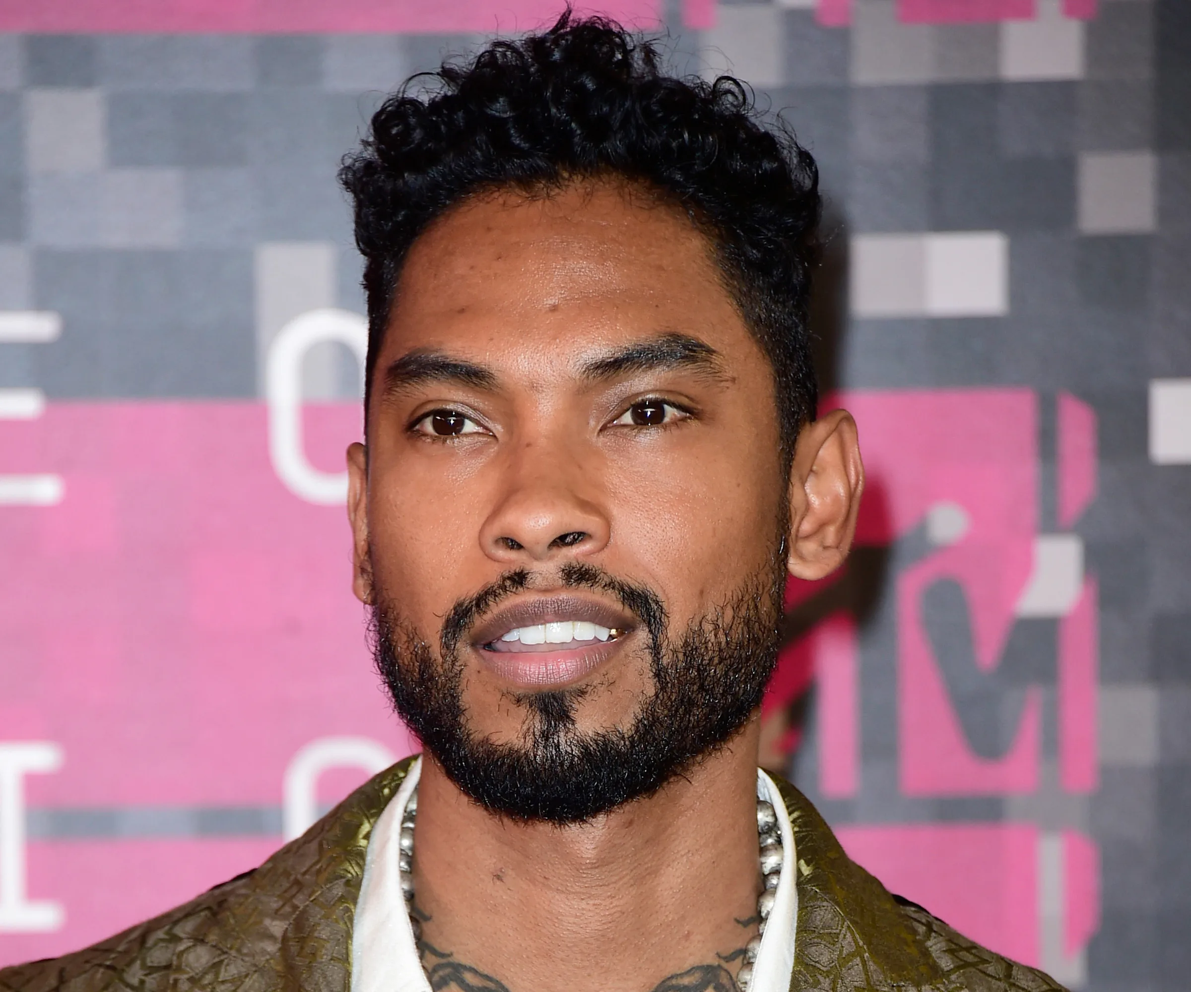 Migael The Rapper Watch Miguel Make “Waves” In His New Video
