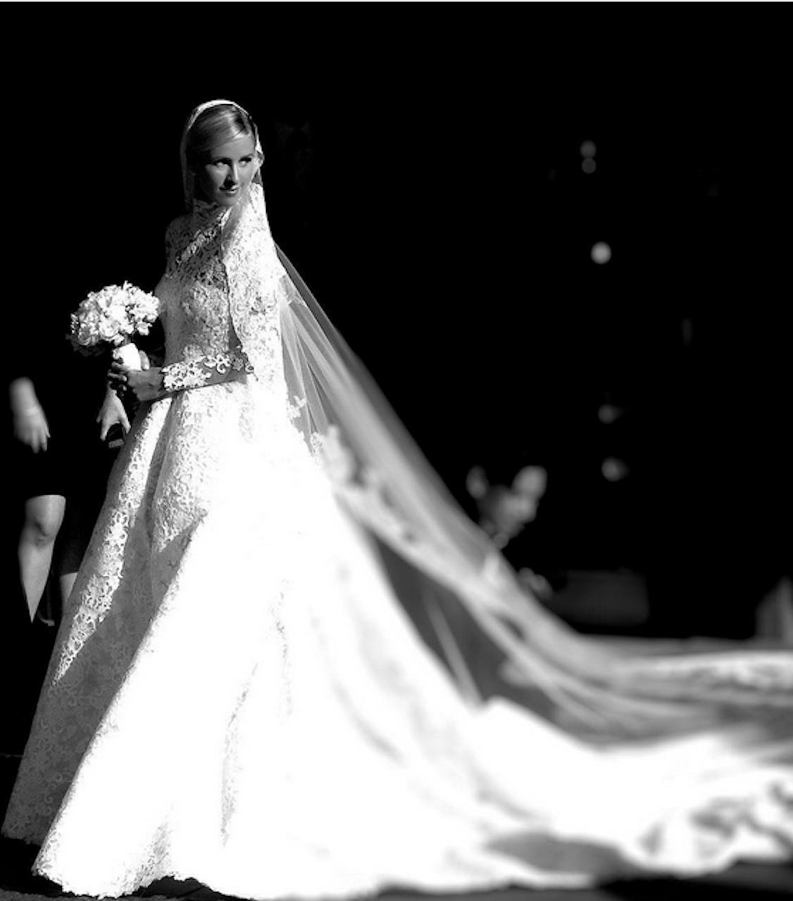 See Nicky Hilton’s Beautiful Wedding Dress