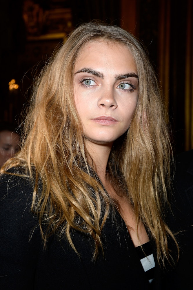 See Cara Delevingne in the ‘Paper Towns’ Poster
