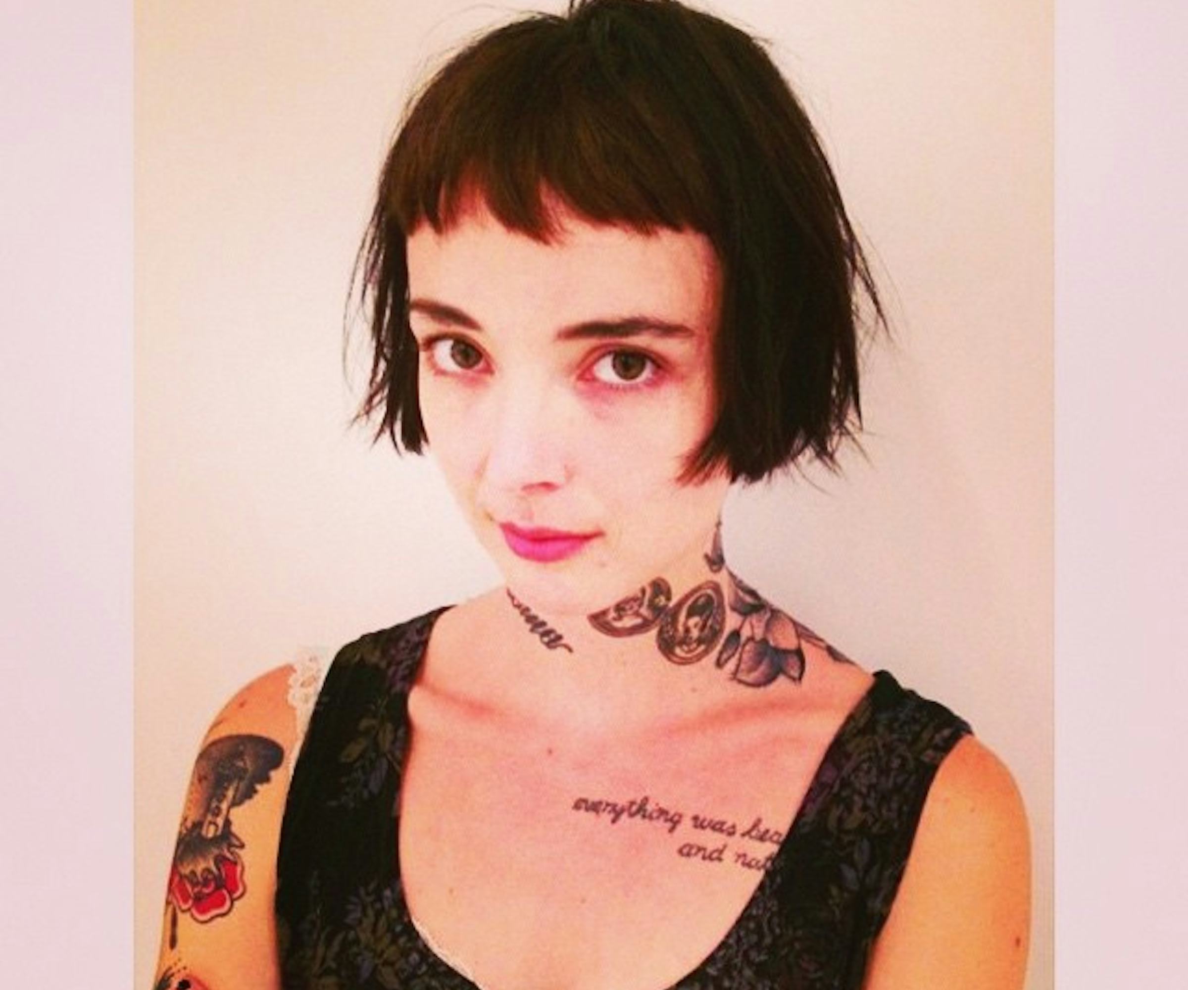 Инстасамка короткая стрижка