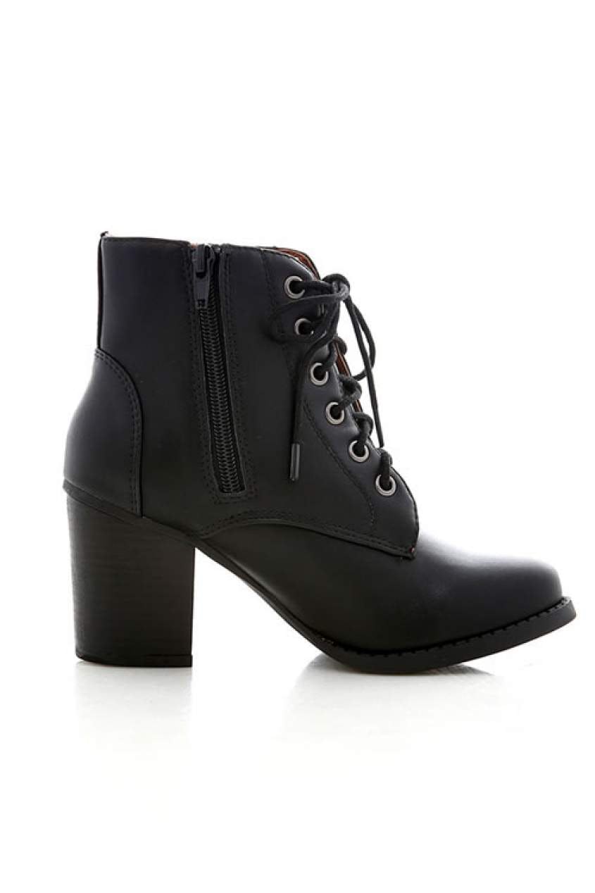 50 Awesome Boots Under 100