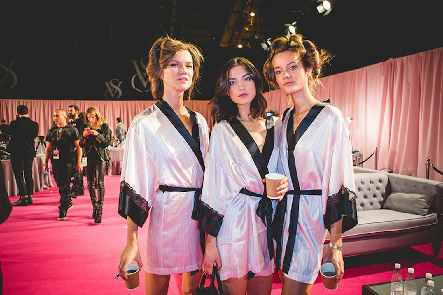 22 Exclusive Behind The Scenes Photos From The Victoria’s Secret Fashion Show
