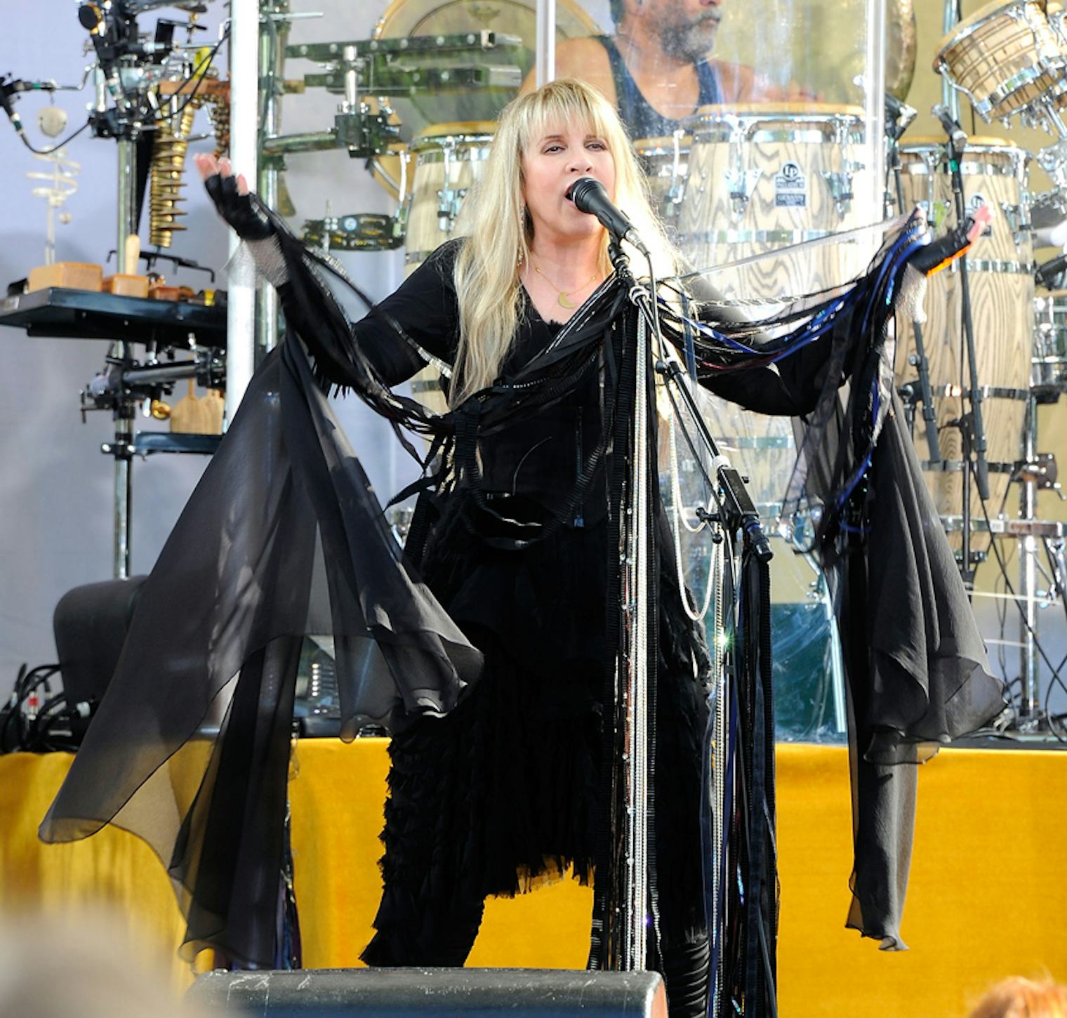 Stevie Nicks Shawl Style