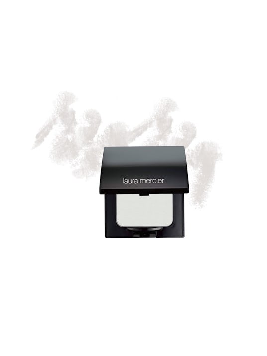 Laura Mercier Invisible Pressed Setting Powder in Universal in front of the white background