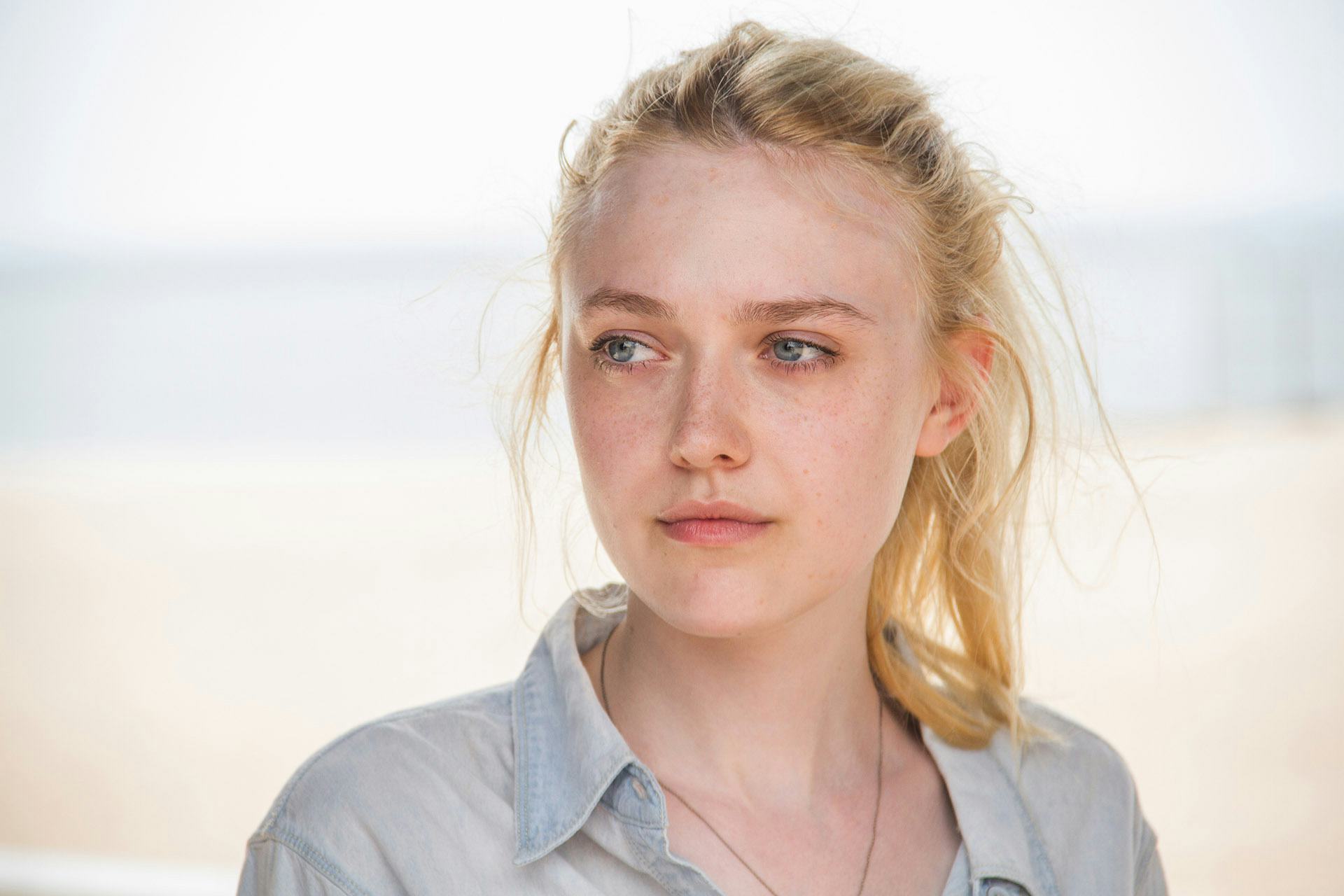 Dakota Fanning Very Good Girls