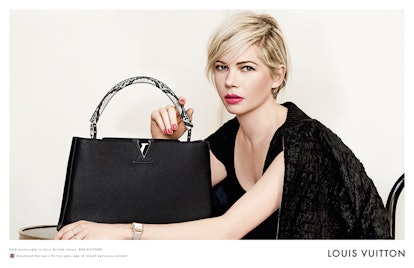 The newly unveiled Louis Vuitton W Bag in the arms of Michelle Williams,  who stars in the brand's fall handbag ads, have a clo…
