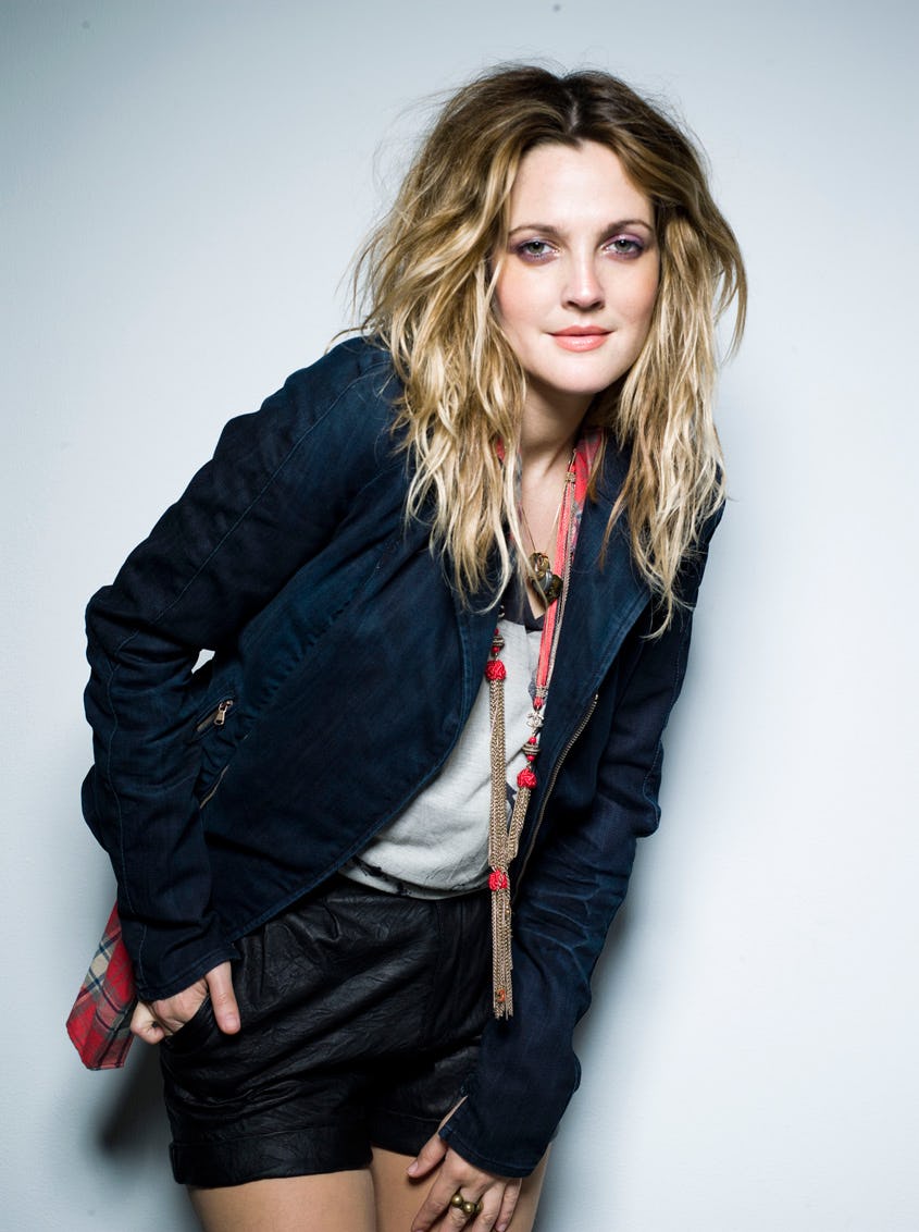 Drew Barrymore August 2010 NYLON Cover, image size:845x1132