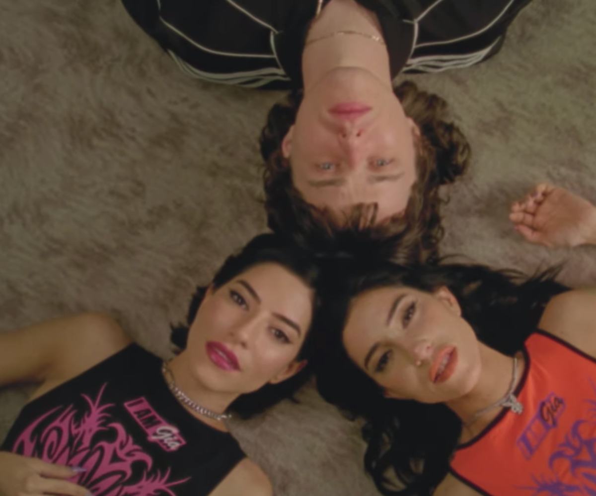 Allday And The Veronicas Premiere Restless Music Video Allday And The Veronicas Premiere Restless Music Video