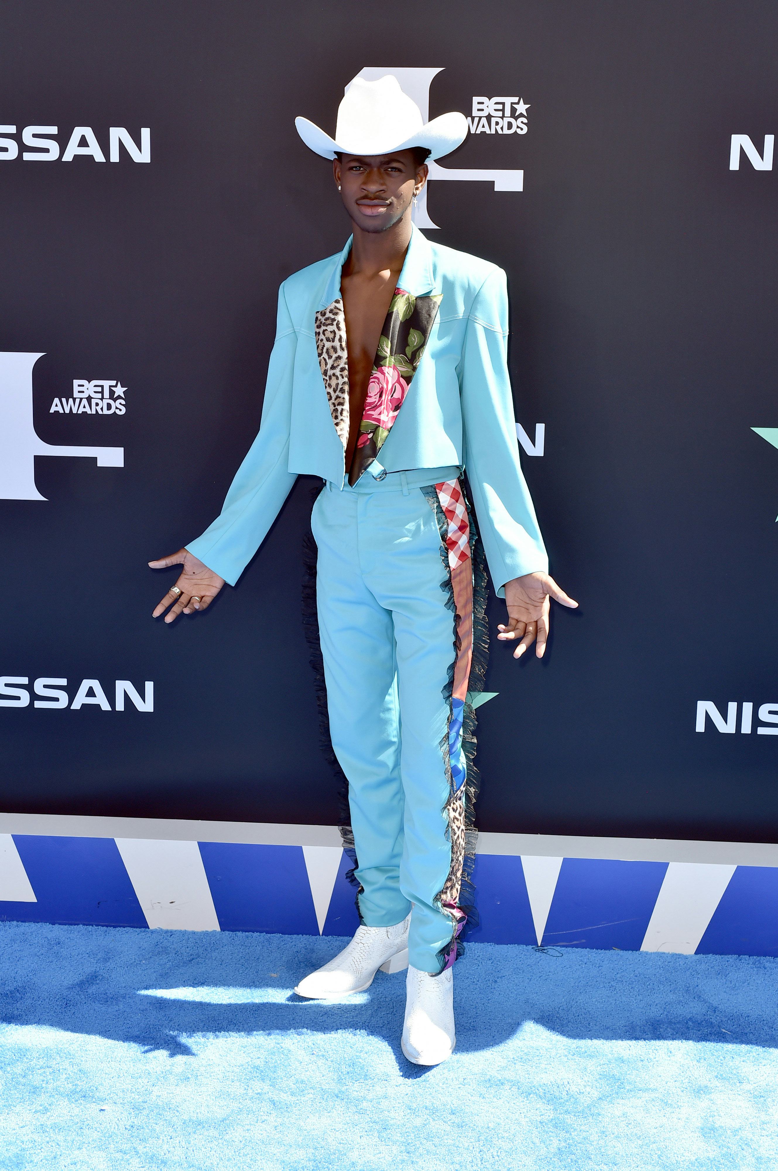 lil nas x met outfit