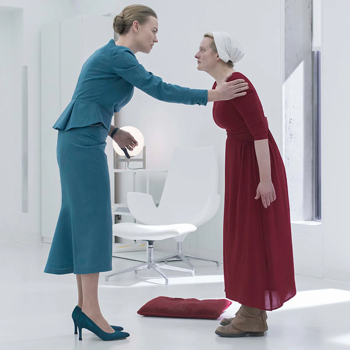 Handmaid's Tale' Costume Designer Talks Season 3 Fashion Handmaid's Tale' Costume Designer Talks Season 3 Fashion