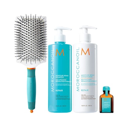 Moroccanoil, Moisture Repair jumbo set with a hairbrush, shampoo, conditioner and oil 