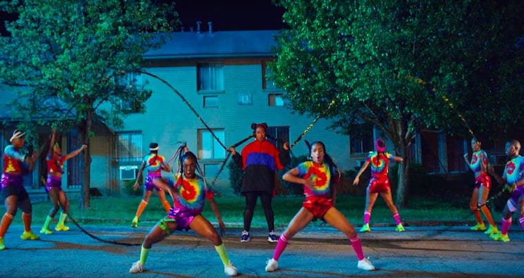 Missy Elliott Outfit Secrets The 1 Thing She Always Does That Still Kills It - lv8a17n
