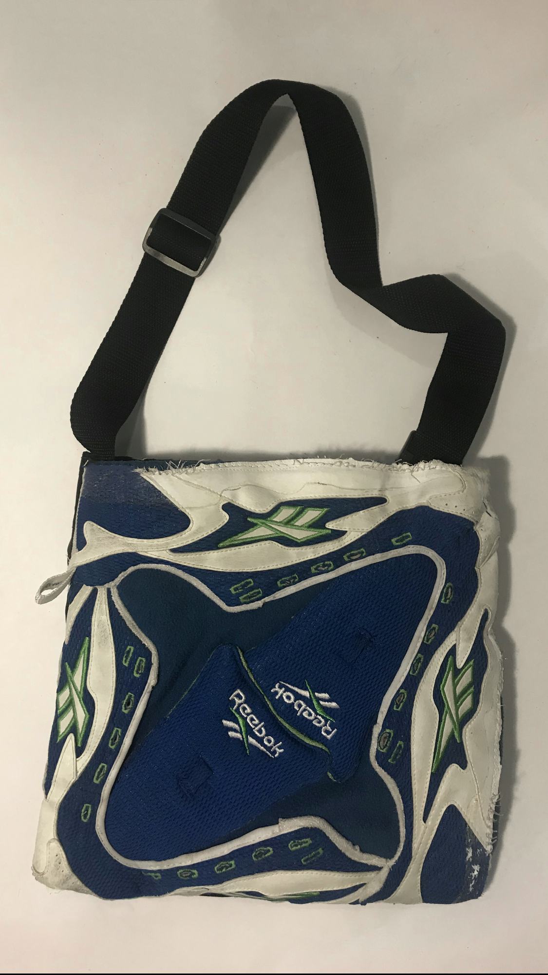 reebok w found shoulder bag