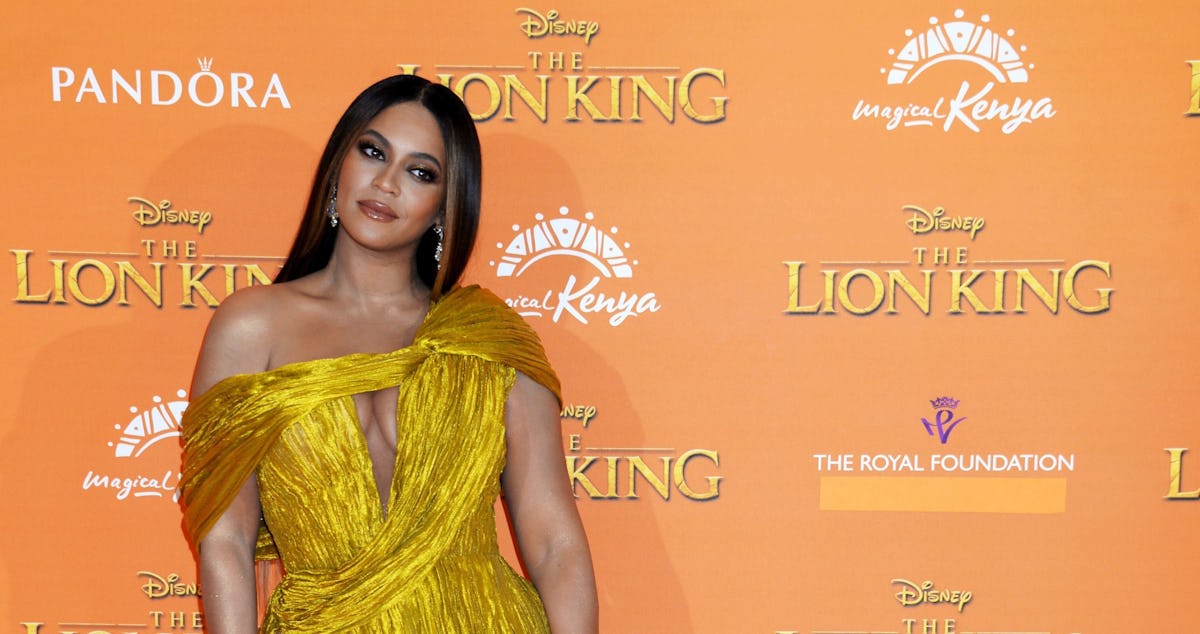 Beyoncé Went As Lisa For A Secret Halloween Costume